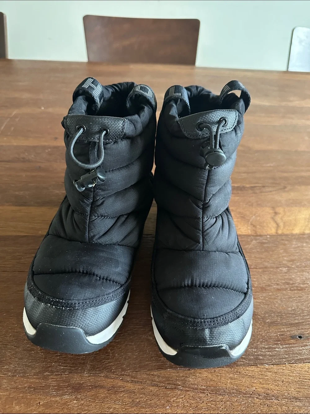 The North Face ThermoBall Winter Boots Boys Size 7 Black Snow Boots